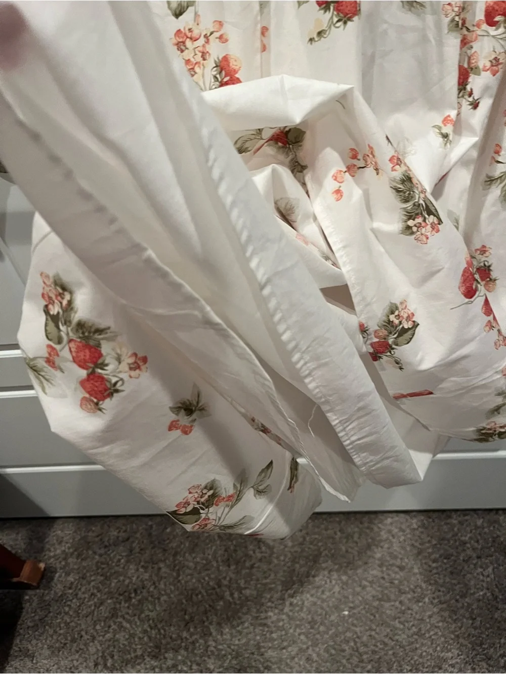 Abercrombie & Fitch White Floral Spaghetti-Strap Sundress with vintage look